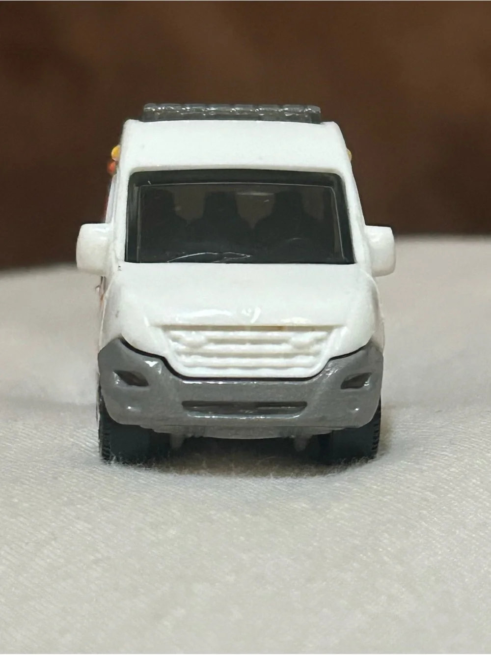 Matchbox Renault Master Ambulance (MB865) - White/Red MBX First Responders